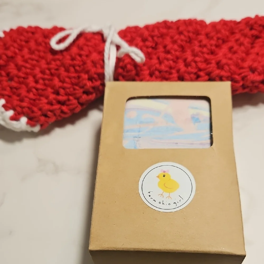 Handcrafted Goatsmilk Soap LAVENDER with Red And White Wash Cloth
